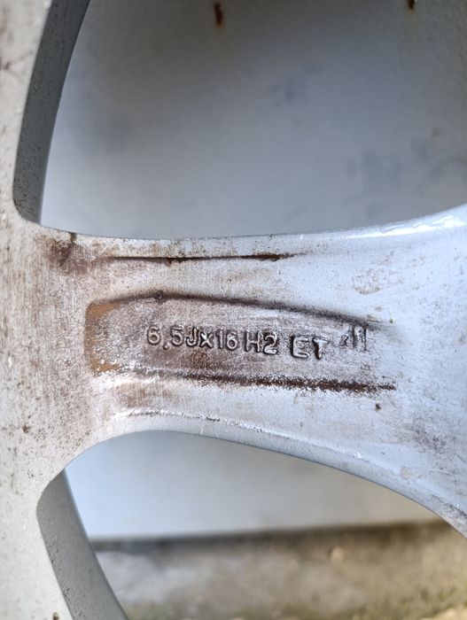 Легкосплавні диски R 16, розболтовка 5*114.3