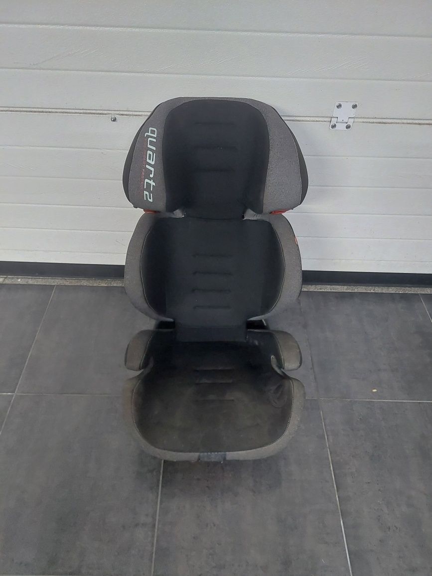 Jané Cadeira Auto Quartz i-Size Isofix 2/3 Jet preta e cinzenta