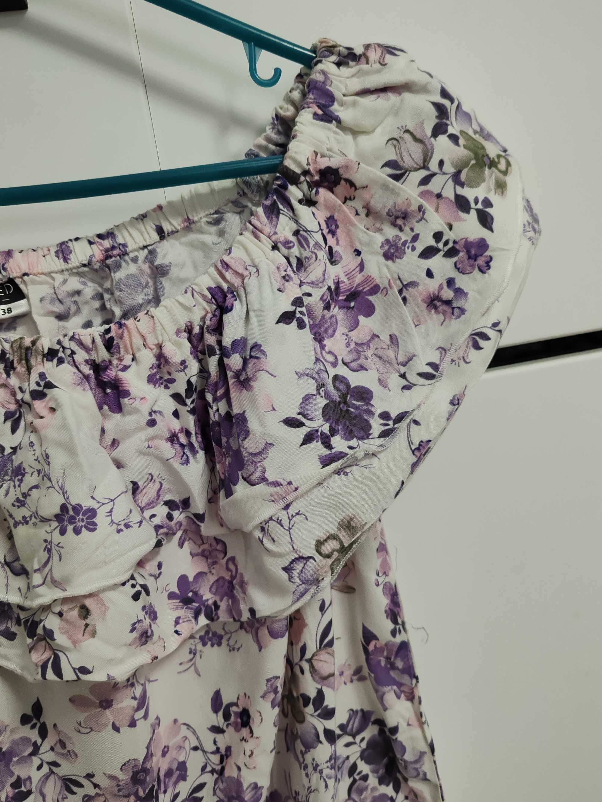 Nowa bluzka w kwiaty z metką rozmiar M halenka bluza bluse