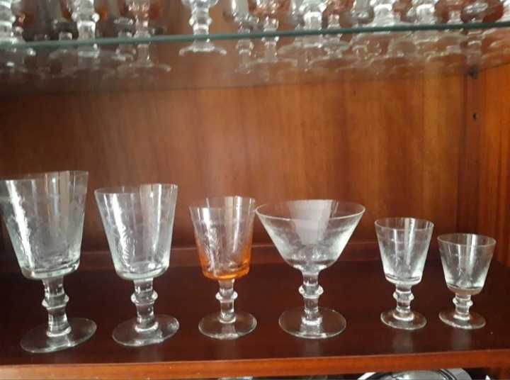 Conjunto de copos de cristal 43 unidades