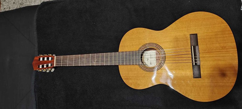 Guitarra clássica Artimúsica 31C