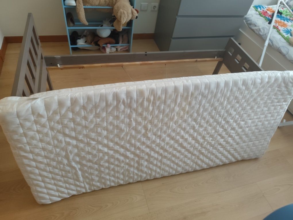 Cama criança 160x70 cm