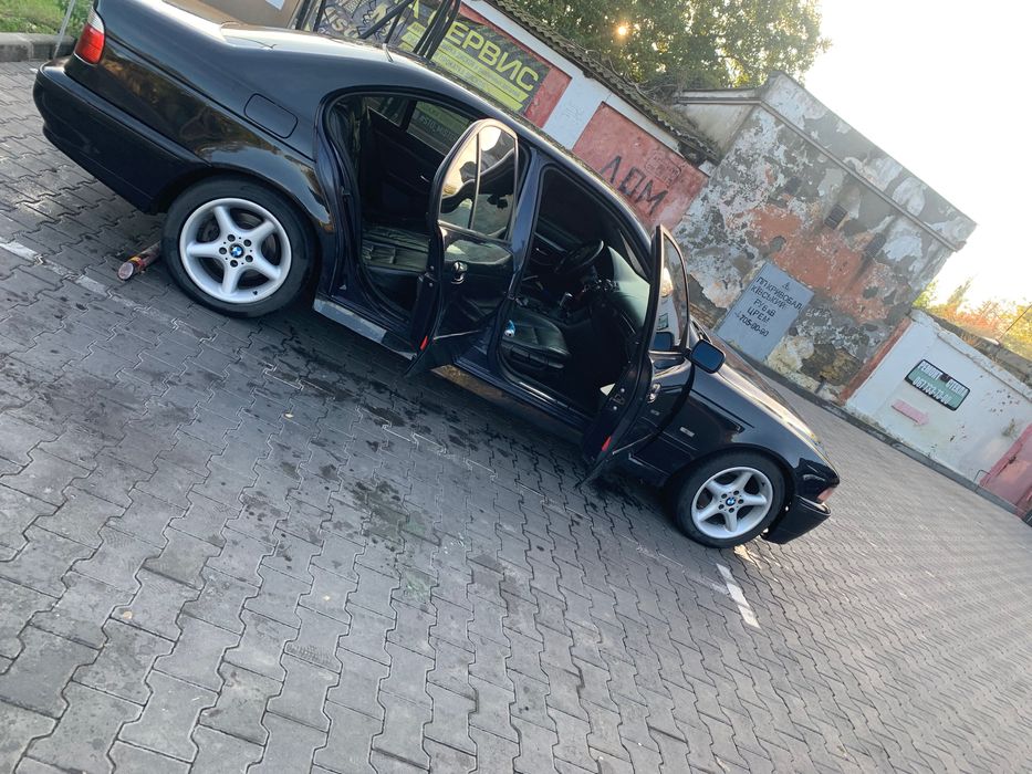 Бмв е39  5 серии