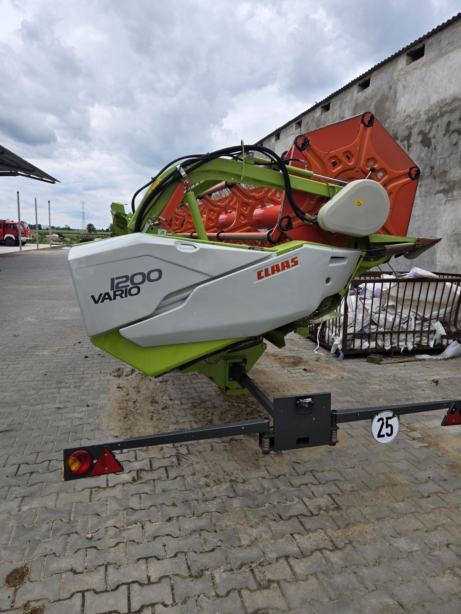 Claas Heder V 1230 ,  14 rok ,Wózek John