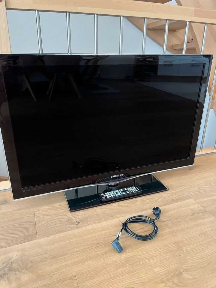 Телевизор Samsung LE40C650 S-PVA