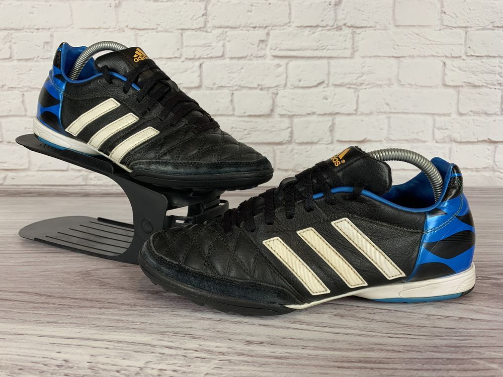 Футзалки, сороконожки Adidas, 40-25см.