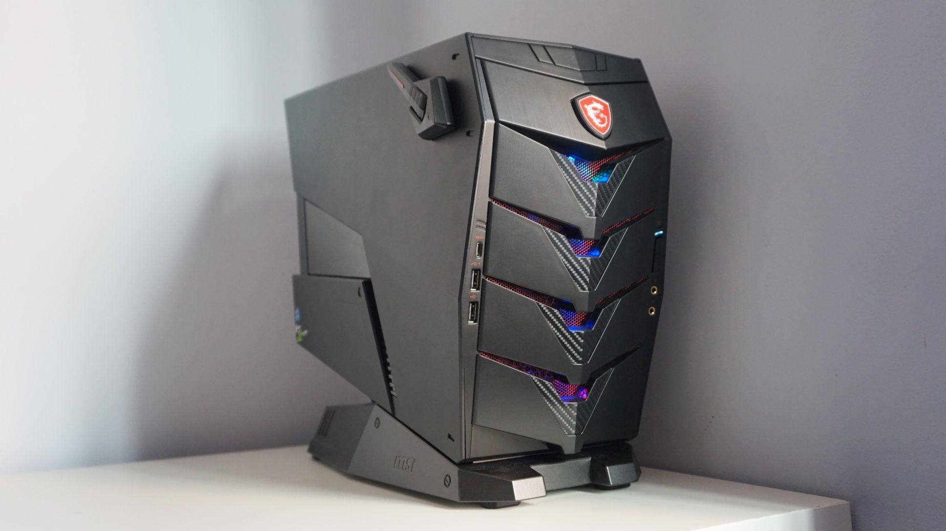 MSI Aegis- i7- 24 GB -1TB HDD+SSD 256GB-GTX 1650 W11+Office