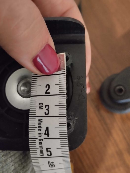 Колеса до чемодана