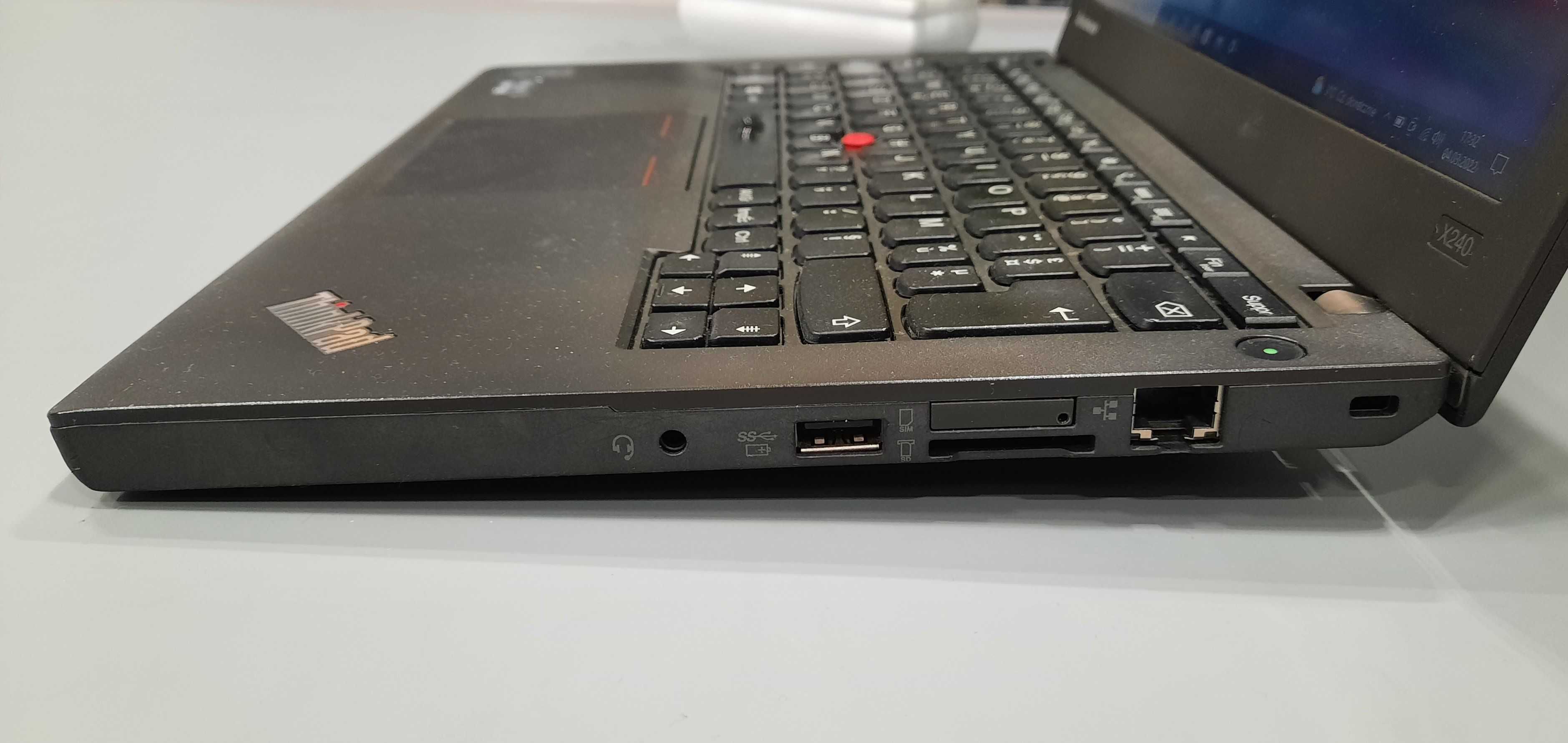 Laptop Lenovo Thinkpad X240 i5/ 4GB RAM/ 120SSD /WIN10