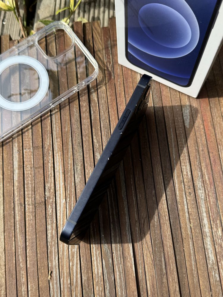 iPhone 12 100% kondycji