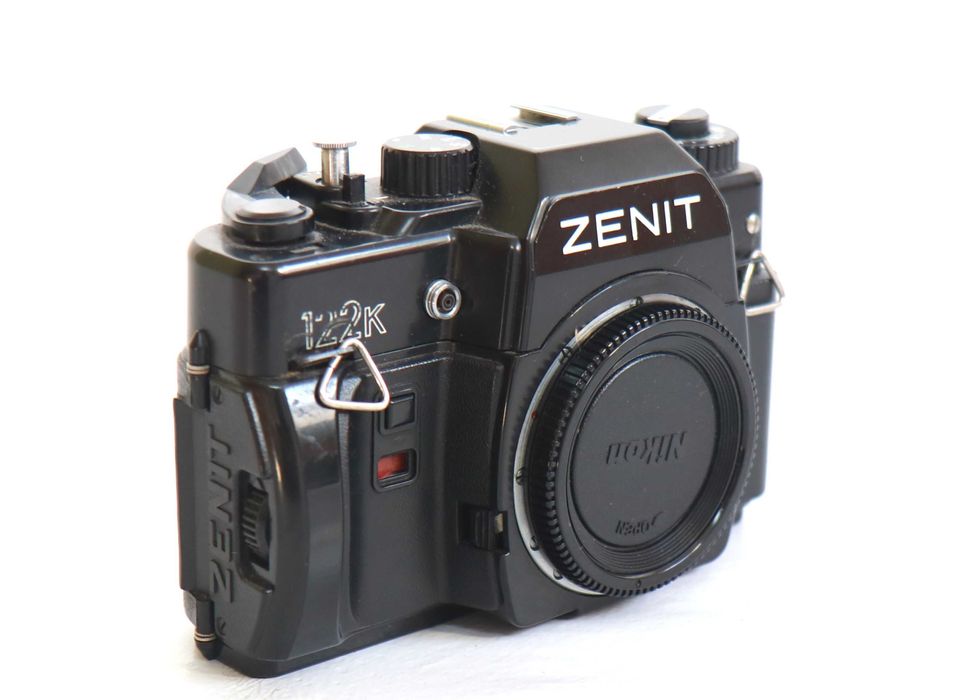 Zenith 122K com lente Pentax 50mm f\2 manual máquina analógica