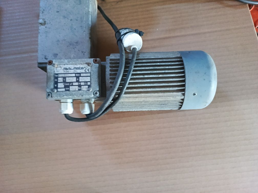Quadro Seguidor Solar DAS 4 (DASOLUZ)