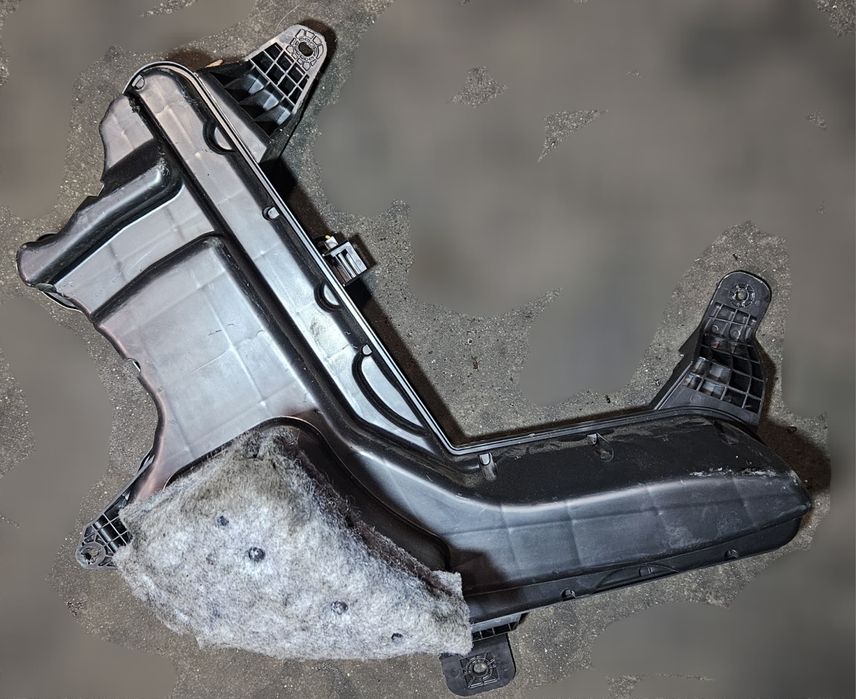 Hyundai Kona subwoofer głośnik