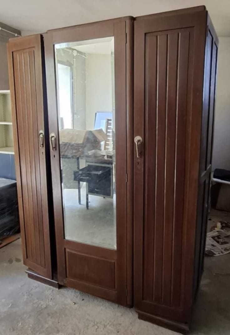 Roupeiro de 3 portas