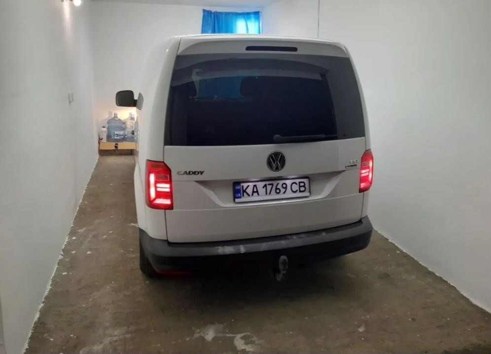 Volkswagen Caddy 2015г