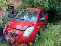 toyota Yaris w całosci lub na cześci