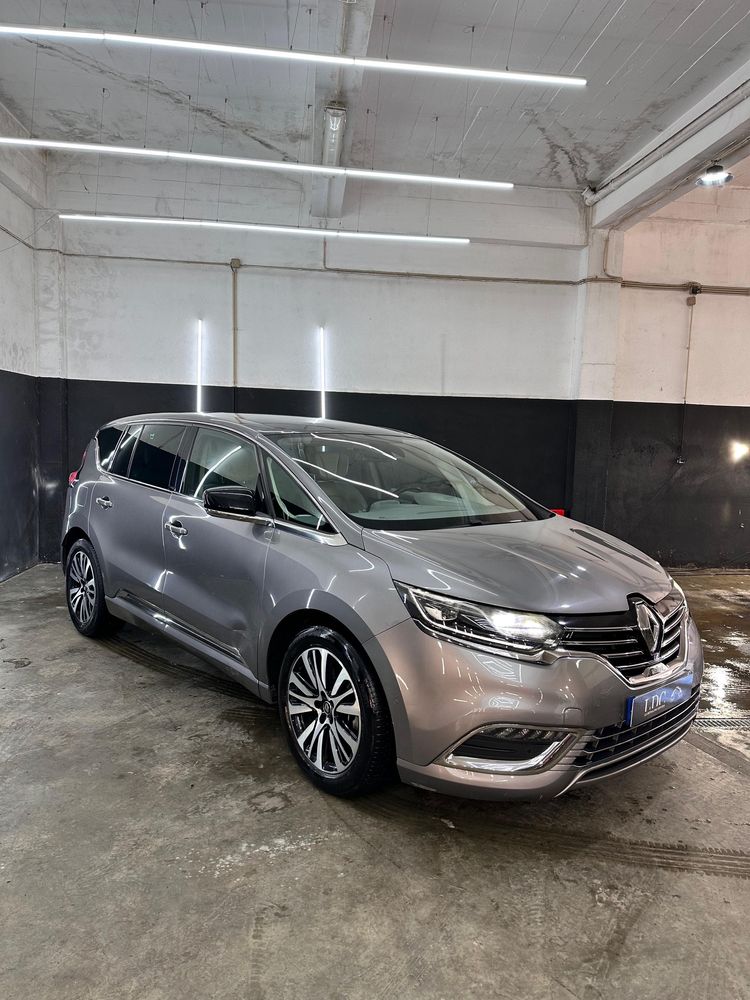 Renault space initial paris