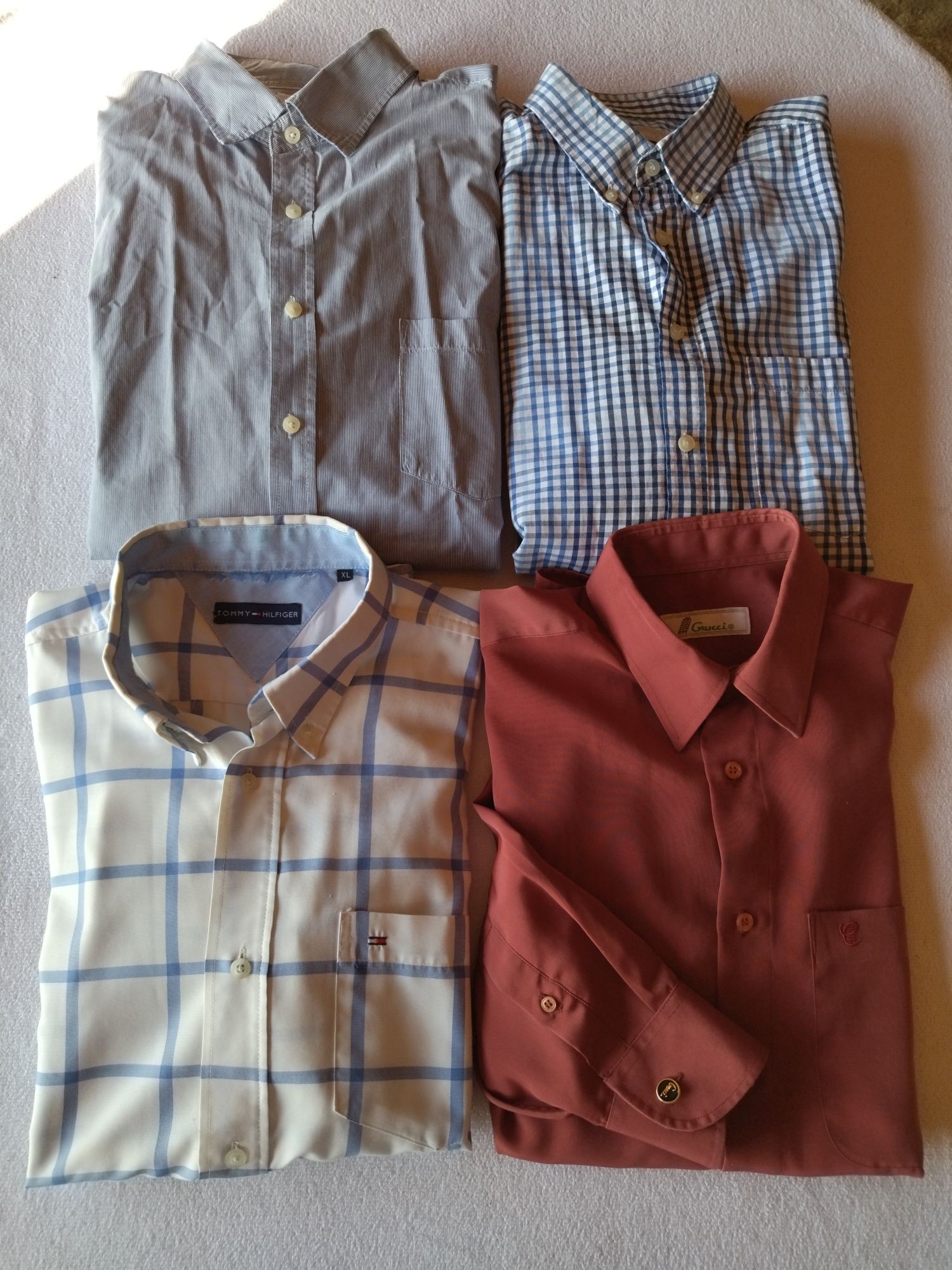 Polos e camisas ..