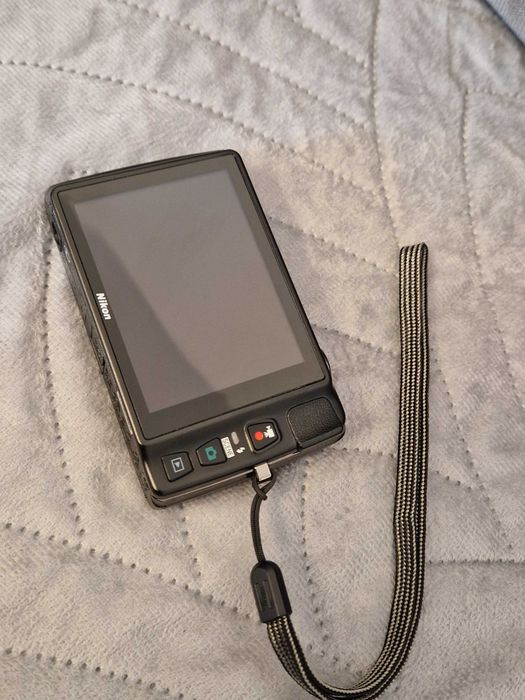 Aparat kompaktowy Nikon Coolpix S 4300 z Dotykowym Ekranem Stan Ideał