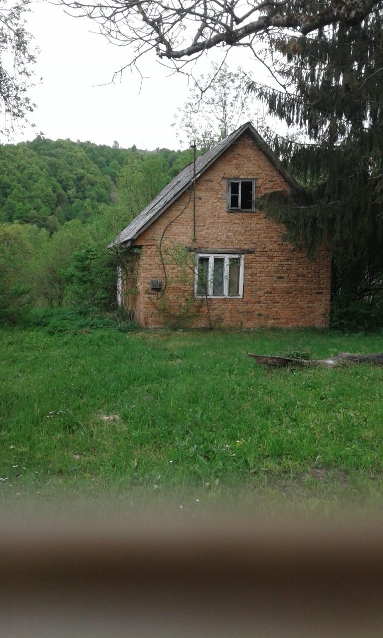 Продається будинок і с.Руня, Тячівського району,Закарпатської обл.