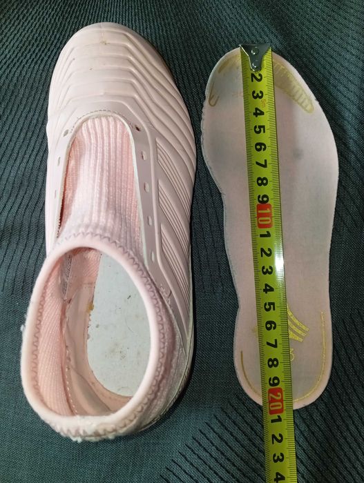 ADIDAS JR PREDATOR TANGO 18.3 IN Buty Sportowe Halówki Dziecięce R. 32