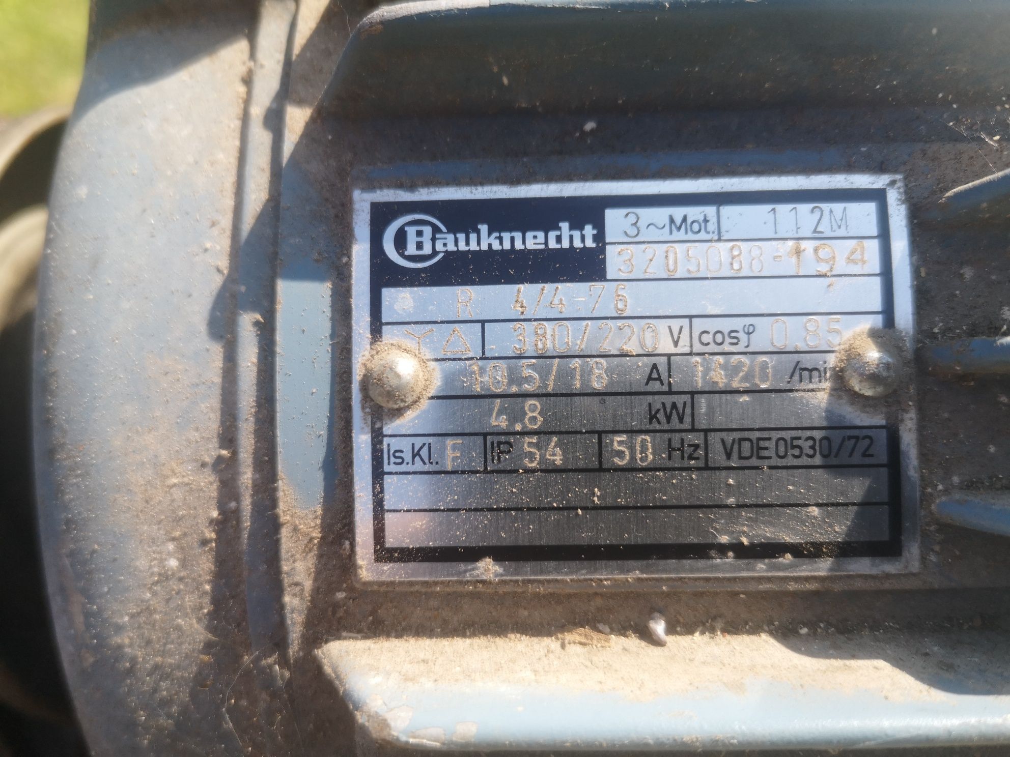 Silnik elektryczny 4.8 kw 1420obr/min 3 fazy.