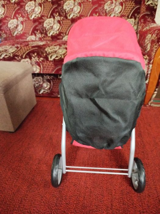 Дитяча коляска для ляльок