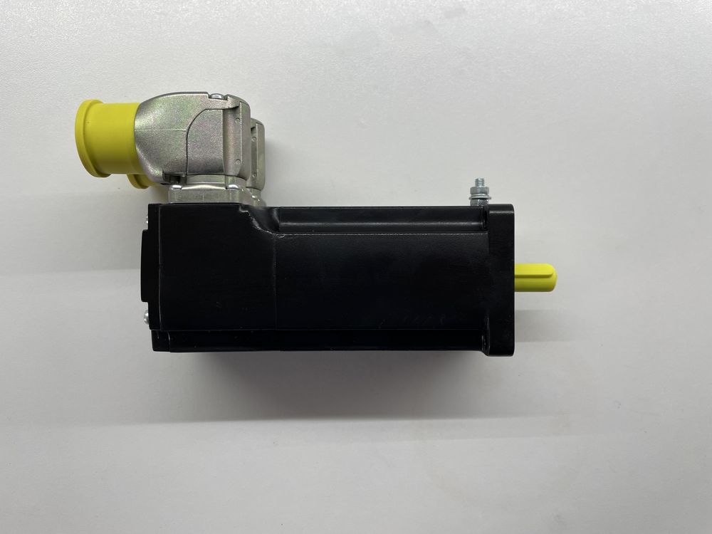 Серводвигун Schneider Electric BSH0551T01A2A