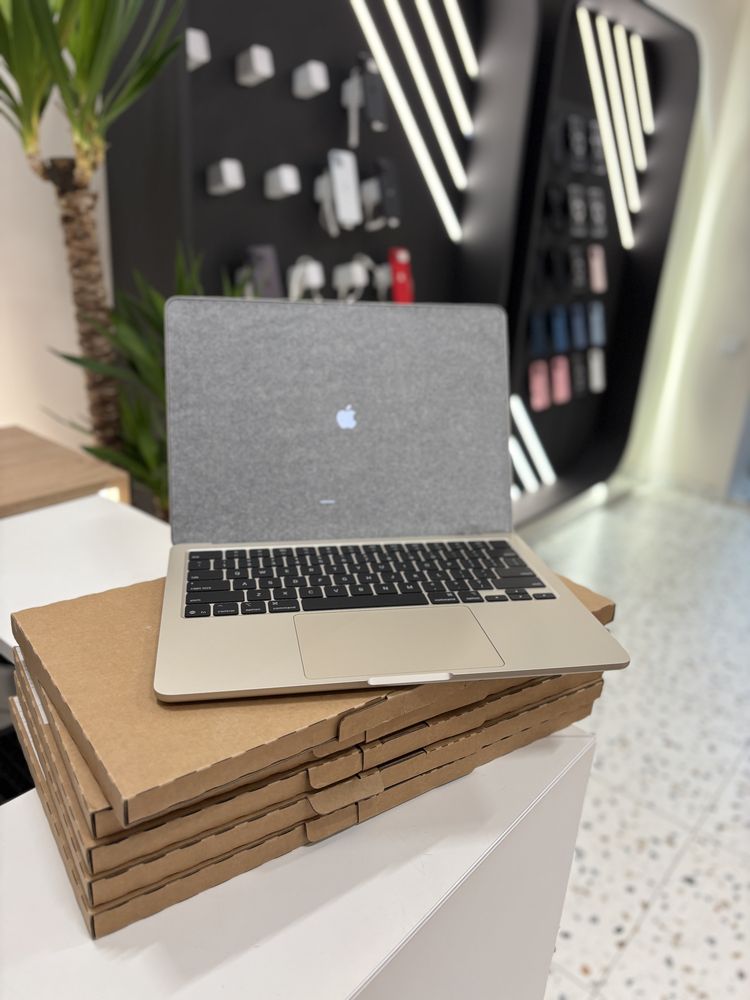 Macbook Air M4 | 16 | 256GB New Starlight 20205