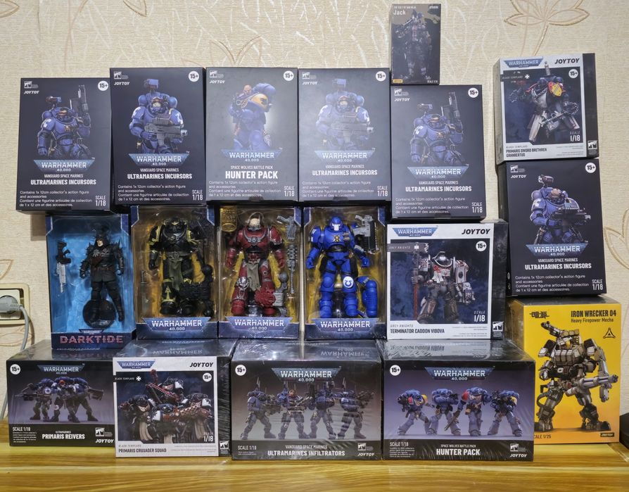 Фігурки по Warhammer 40000 від JOY TOY