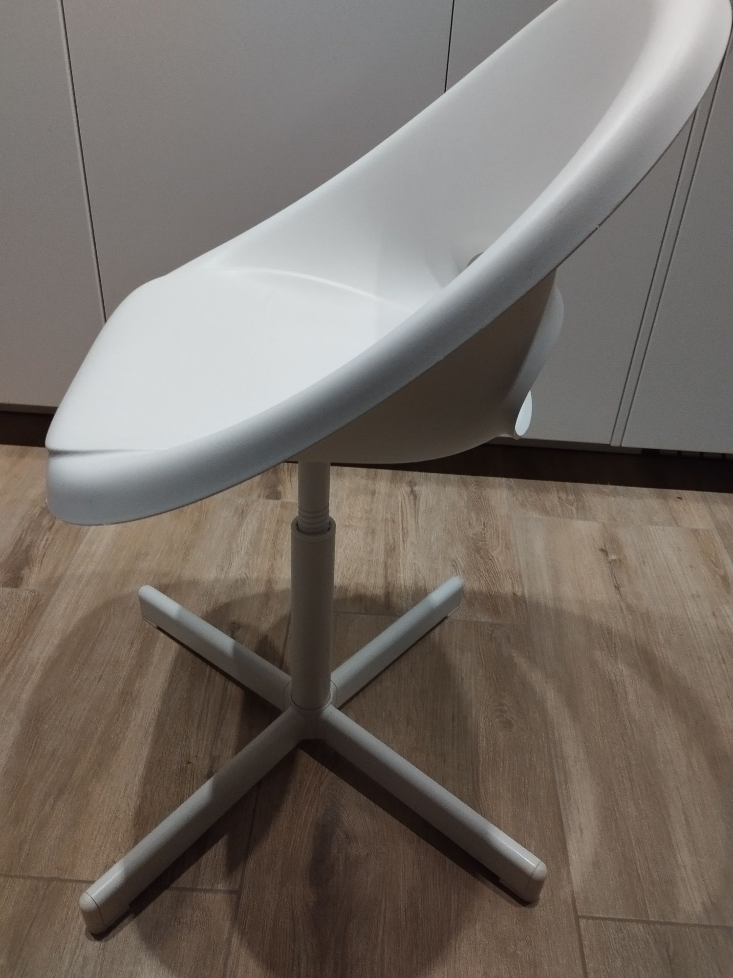 Krzesło dziecięce biurowe obrotowe z regulacją wysokości białe Ikea