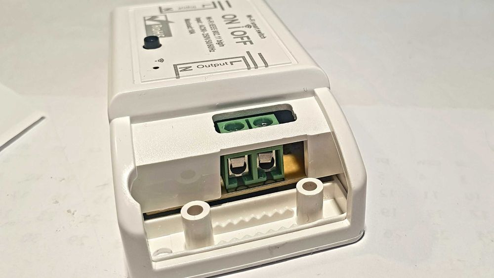 Inteligentny włącznik przełącznik 10A SMART sterowany