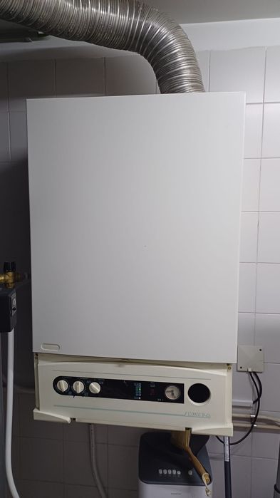 Caldeira 25kw , com deposito acumulador