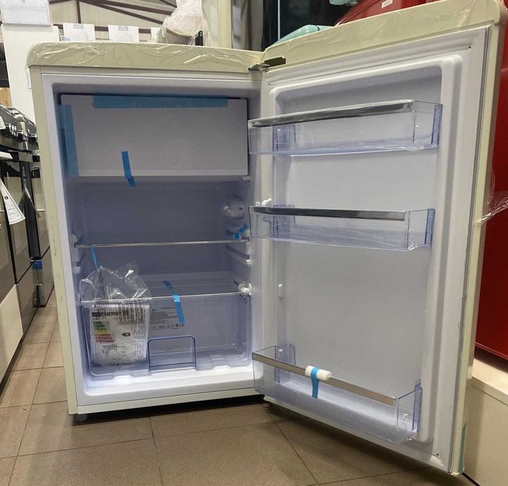 PRZEPIĘKNA Lodówka AMICA RETRO/ Różne kolory/OUTLET AGD Krakowiaków 64