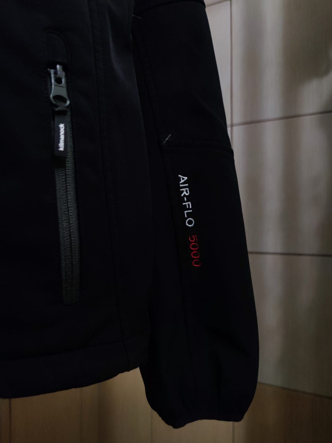 bluza kurtka Męska klimanock S Black series softshell czarna ciemna sz