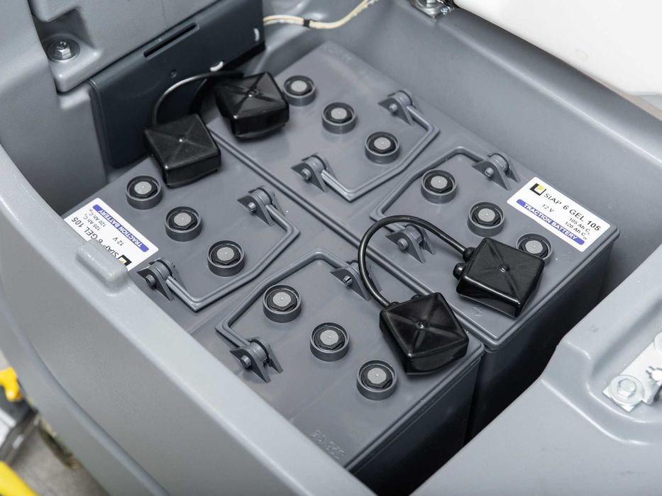 Szorowarka Hako Hakomatic B45 CL H NOWE BATERIE 2010r 1691h 10000netto