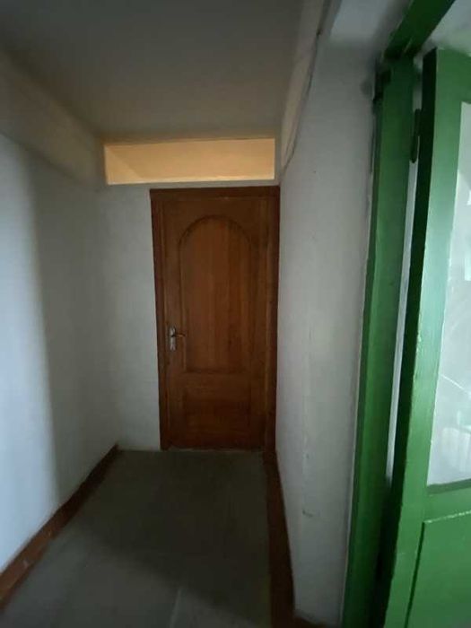 Продається 1/2 квартири, 27,5 м2, м. Коростишів, пров. Л. Мучник, 10а