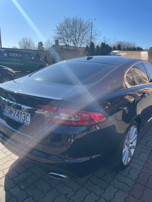 Jaguar XF 2011 3.0 V6