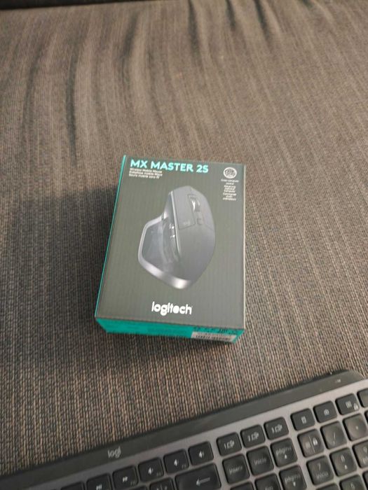 Rato e Teclado Logitech MX Keys Master 2S