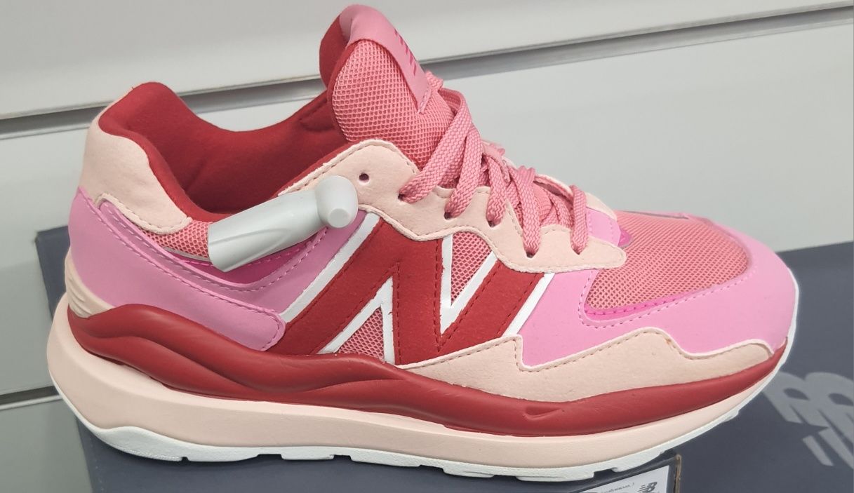 Стильные Кроссовки New Balance 5740 PV5740SK, 35 размер,  ОРИГИНАЛ