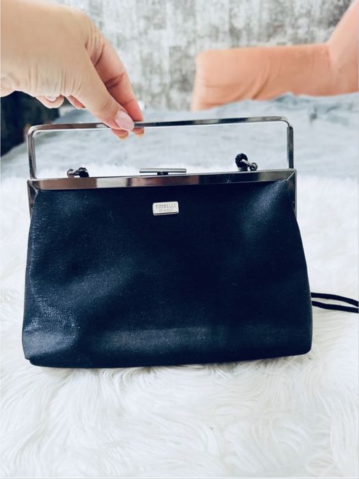 Стильна сумочка Fiorelli