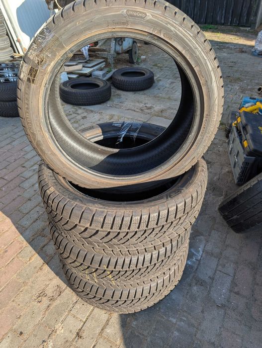 2x Opony 255/45R20 Goodyear UltraGrip Performance+ 22rok