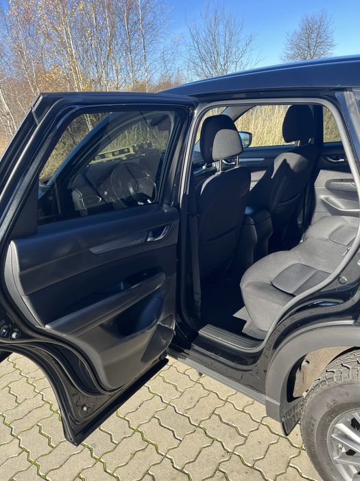 Автомобіль Мазда сх-5