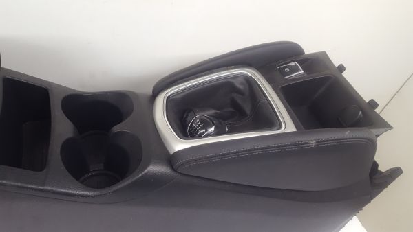 Apoio de braço NISSAN Qashqai II (J11)