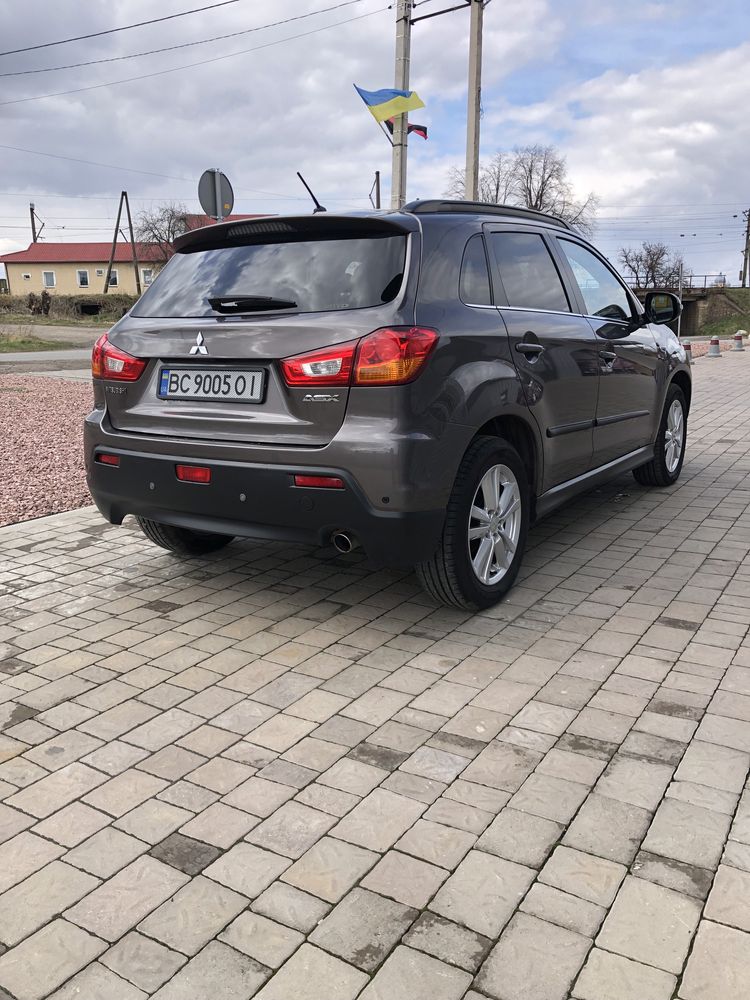 Mitsubishi ASX в дуже хорошому стані!!!