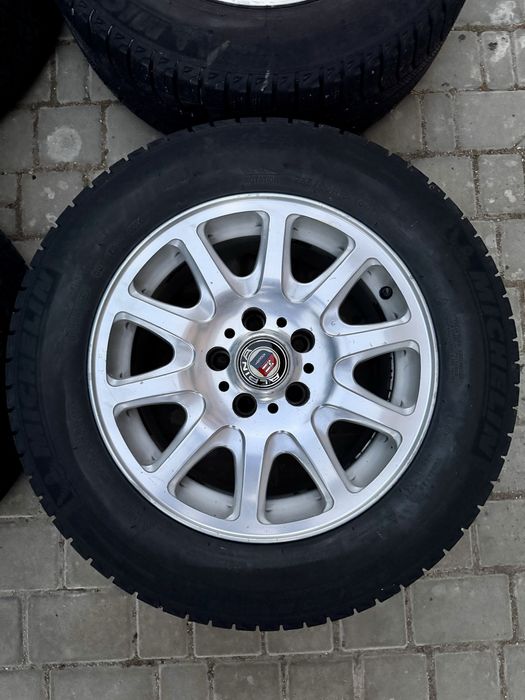 Зимние колёса 235/60 R16 + диски BMW 5×120 style 25