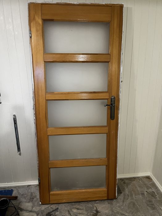 Drzwi drewniane bezsęczne 80 lewe