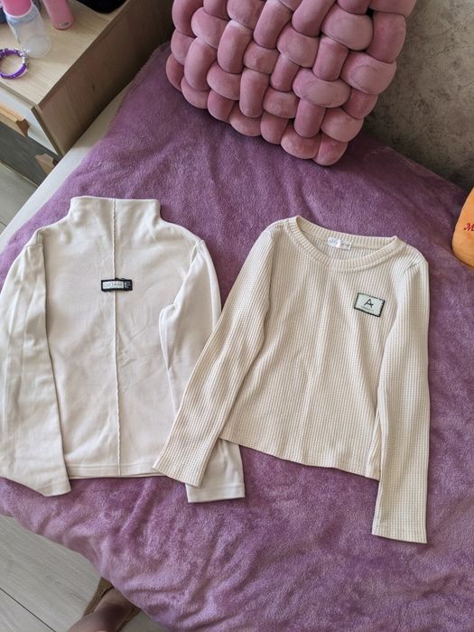 Дві кофтинки на дівчинку