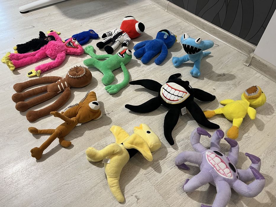 Набір іграшок Rainbow friends roblox персонаж іграшки