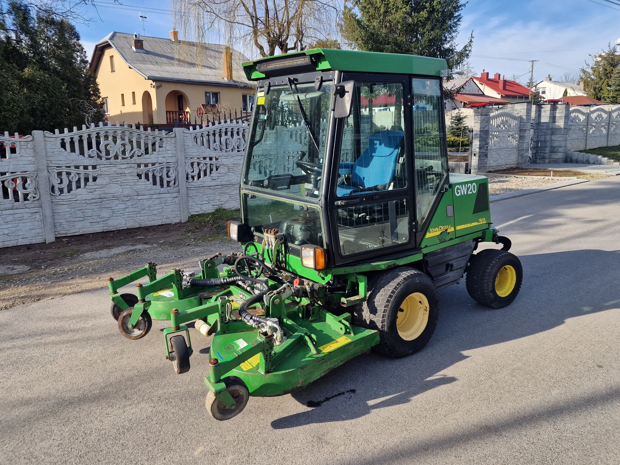 Kosiarka John Deere 1505 4 cylindrowy diesel  stan bardzo dobry